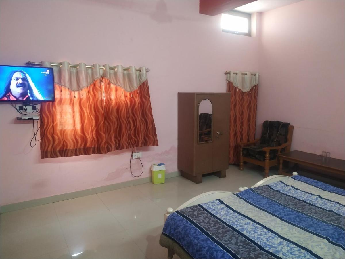 Hotel Shri Mahant Orchha 5 Mint Walking From Ram Raja Temple Dış mekan fotoğraf