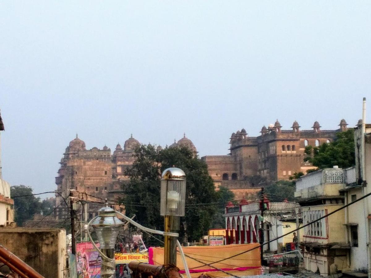 Hotel Shri Mahant Orchha 5 Mint Walking From Ram Raja Temple Dış mekan fotoğraf